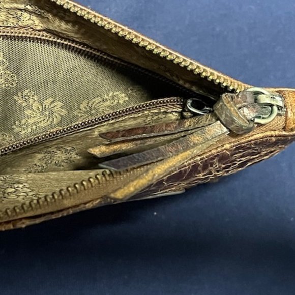 VTG Brown Distressed Leather Zip Studded Accents Pouch Wallet 7.5"x4.25" - Picture 8 of 15